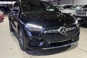 MERCEDES-BENZ GLA 180 Automatic AMG Line Premium