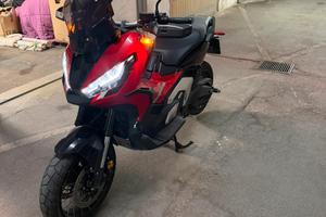 Xadv 750 2024