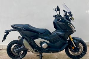 Honda Xadv 750