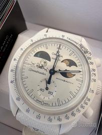 Omega  Swatch Bioceramic MoonSwat