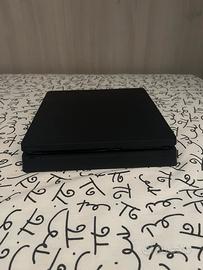 Play 4 con scatolo e joystick del napoli