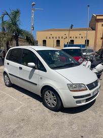 Fiat Idea 1.4 16V Actual