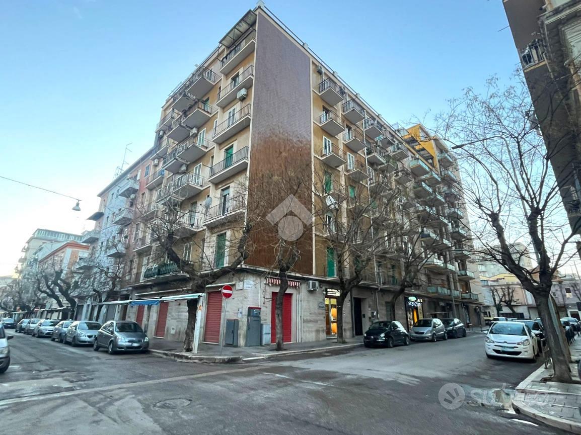 4 LOCALI A FOGGIA