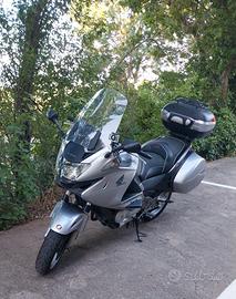 Honda Deauville 700 (2010) - 36.685 km
