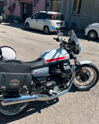 V7 special 850