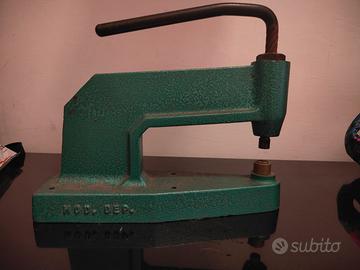 Torchietto in ferro n.5