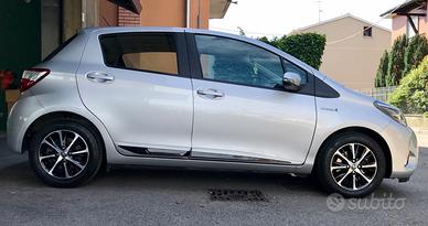Toyota Yaris 1.5 Hybrid 5 porte Active