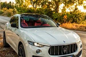 Maserati Levante 3.0 🔱 V6 Diesel - Carbonio Zegna