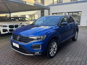 VOLKSWAGEN T-Roc Advanced 4motion APPLE CARPLAY