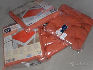 Cuscini color arancione