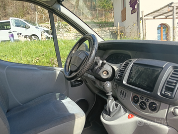 Renault Trafic 9 posti