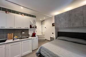 MONOLOCALE A PALERMO