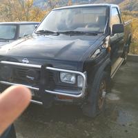 Nissan king Cab ricambi 