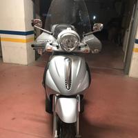 Piaggio Beverly 500