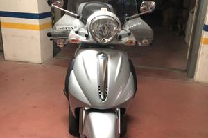 Piaggio Beverly 500