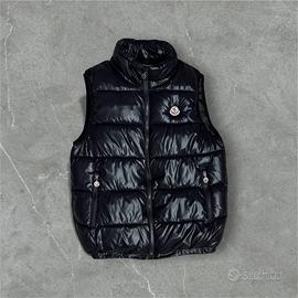 Smanicato Nero Moncler Elegante  – Uomo