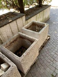 Vasi in cemento 60x60 con supporti