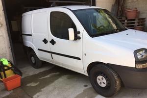 Per Fiat Doblò pianale di carico e accessori.