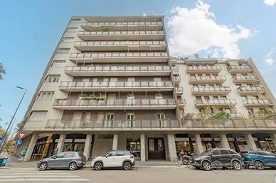 Appartamento di 250 m² con 5 locali a Milano