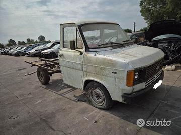 Ford Transit 1980 MK2 Demolito - Per Ricambi