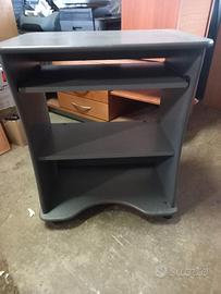 Mobile porta pc con ruote