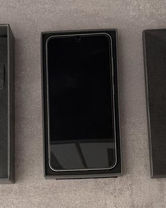 Samsung Galaxy S25- 128 GB
B28 GB 
Silver Shadow 
