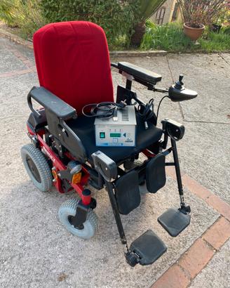 Carrozzina elettrica sedia a rotelle