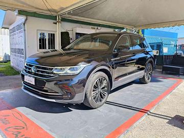 VOLKSWAGEN Tiguan 2.0 TDI 150 CV SCR DSG Eleganc