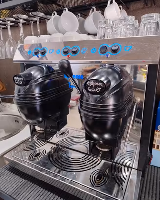 macchina caffè professionale 