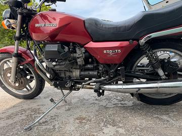 Moto guzzi 850 T5