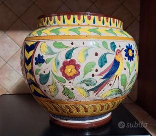 Vaso antico in terracotta