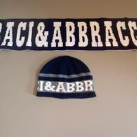 Cuffia e sciarpa “Baci & Abbracci”