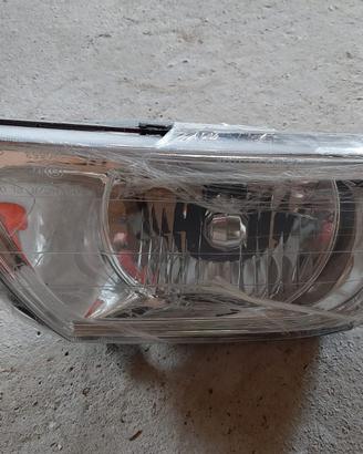 Faro Anteriore Mithubishi L200