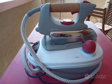 FERRO DA STIRO A VAPORE NECCHI