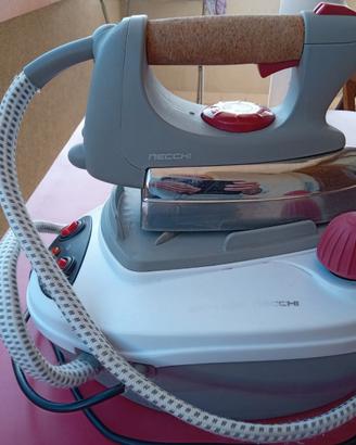 FERRO DA STIRO A VAPORE NECCHI