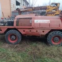 Pompa adomizzatore semovente tifone trattore