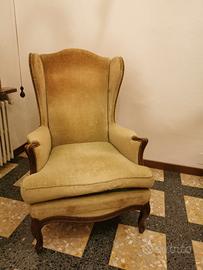 Poltrona in legno anni '60 Manifattura Bertoni