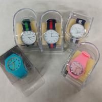 Lotto set di 5 orologi nuovi colorati unisex