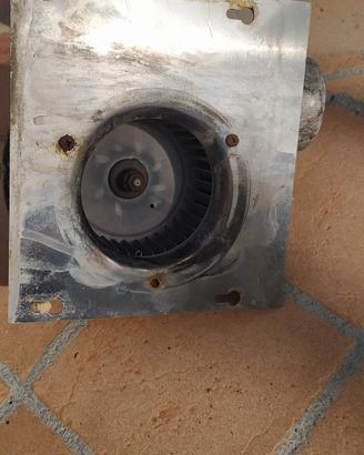 Ventilatore estrattore fumi caldaia 
