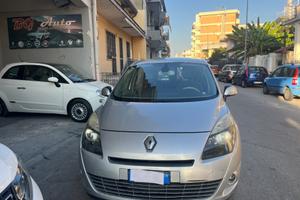 Renault Scenic 1.9 dCi 130CV Dynamique 7 posti