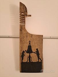 Due Mori di Venezia su asse di legno con fregio