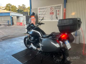 Moto Guzzi v85 Guardia D'onore