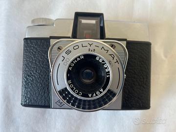 Macchina fotografica vintage Agfa Iso-Mat + flash