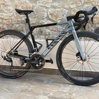 Canyon Ultimate CF SL 7 taglia S + ruote carbon O