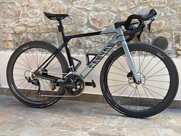 Canyon Ultimate CF SL 7 taglia S + ruote carbon O