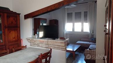 Casa indipendente di 457 m² con più di 5 locali e 