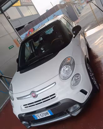Fiat 500L trekking 1.6 Multijet diesel 120 cv