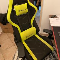 Sedia da gaming sharkoon skiller