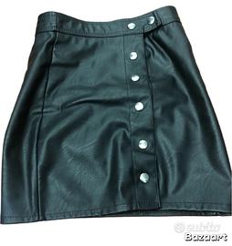 Gonna con bottoni colore nera eco pelle