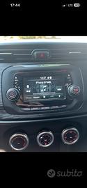 Auto radio alfa romeo giulietta